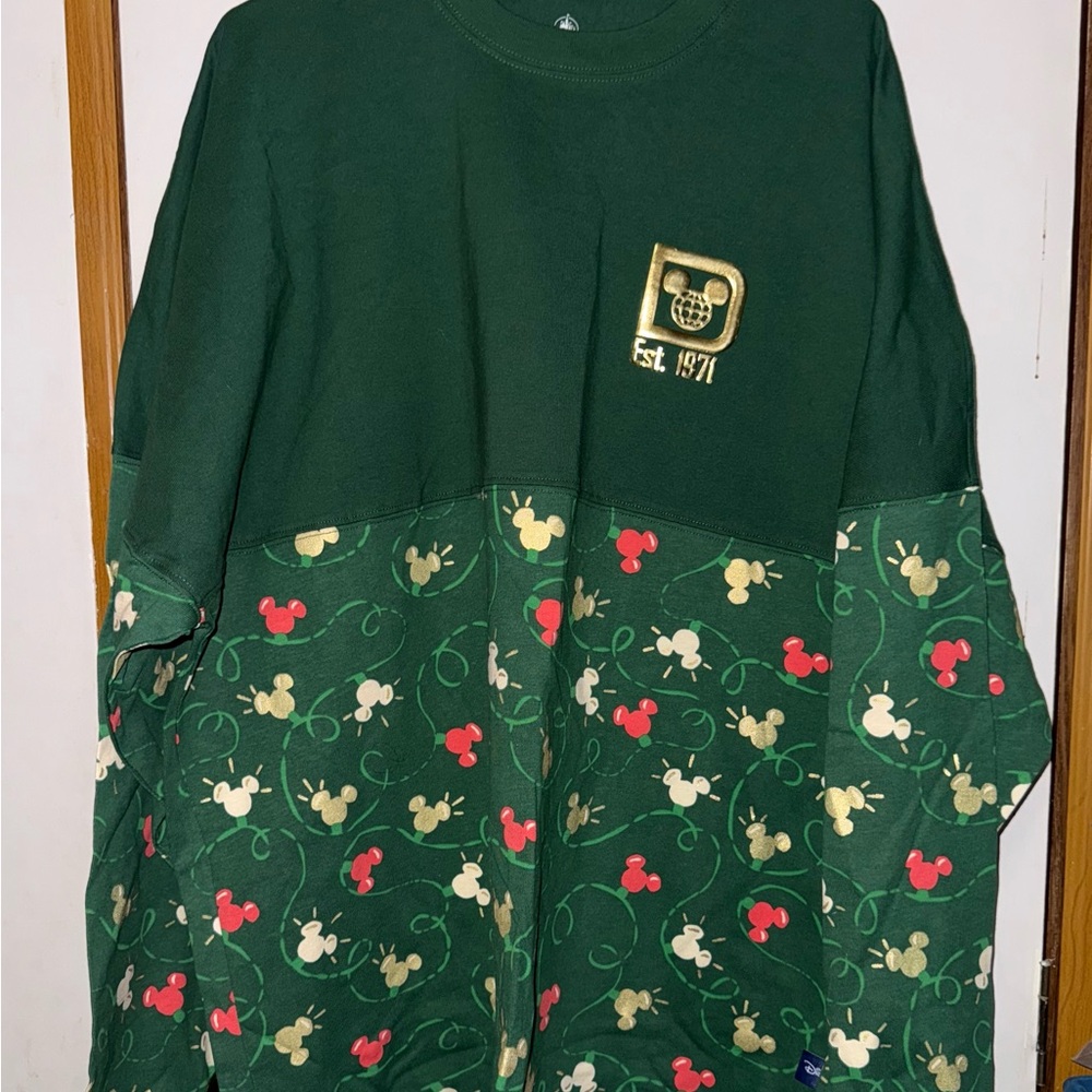 Disney Christmas spirit jersey from 2024 new with tags. Size XXL